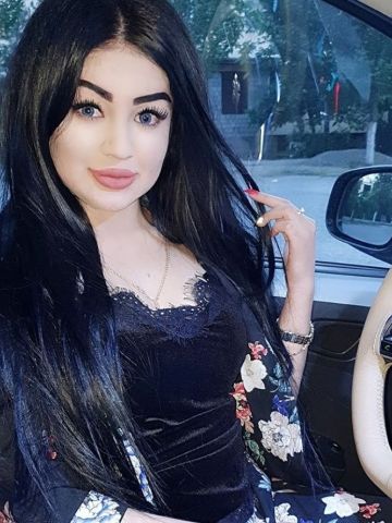 Полина